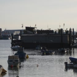La Pontona - La pontona, ubicada en el río