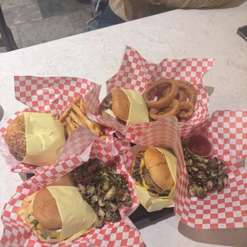 La Vita Coffee - Jalapeño popper bagel burger, the mushroom burger, the Mexican burger, the southern burger - Coffee & Tea Near Me - Houston, Texas La Vita Coffee - Jalapeño popper bagel burger, the mushroom burger, the Mexican burger, the southern burger - Coffee & Tea Near Me - Houston, Texas