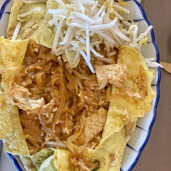 Kin Dee - Pad Thai not so good - Thai Near Me - Houston, Texas Kin Dee - Pad Thai not so good - Thai Near Me - Houston, Texas