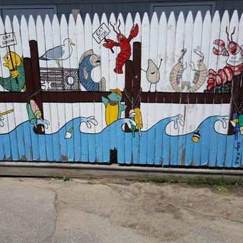 Cape Pier Chowder House - colorful fence - Seafood Near Me - Kennebunkport, Maine