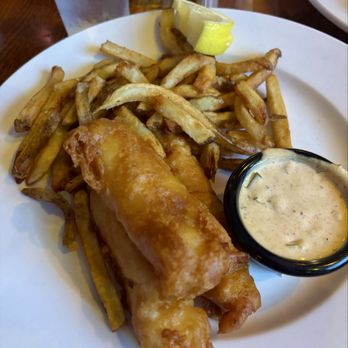 Tuman's Tap and Grill - Fish and chips - Pubs Near Me - Chicago, Illinois