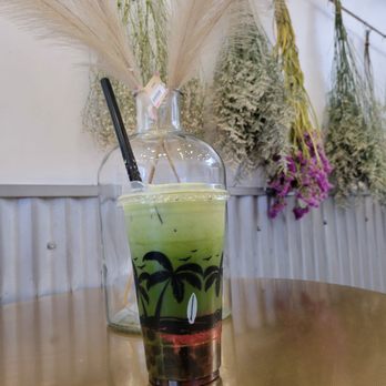 Mini Monster Cafe - Iced Strawberry Matcha Boba Tea - Ice Cream & Frozen Yogurt Near Me - Long Beach, California
