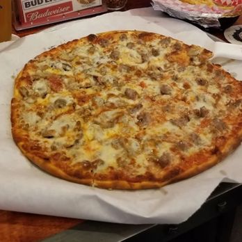 New York Pizzeria - This is what thin crust pizza looks like. - Pizza Near Me - Calimesa, California New York Pizzeria - This is what thin crust pizza looks like. - Pizza Near Me - Calimesa, California