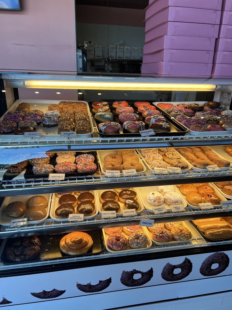 SPRINKLE DONUTS 68 Photos & 57 Reviews 475 Keystone Ave, Reno, Nevada Donuts Phone