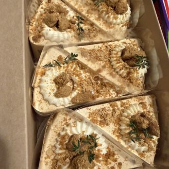 Gu-eum Cake & Bakery - Injeolmi Crumble Cake - Bakeries Near Me - Saratoga, California Gu-eum Cake & Bakery - Injeolmi Crumble Cake - Bakeries Near Me - Saratoga, California