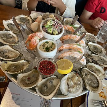 Hudson House - Seafood bouquet - American Near Me - Dallas, Texas Hudson House - Seafood bouquet - American Near Me - Dallas, Texas