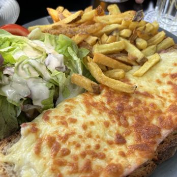 Le Sarah Bernhardt - Mr Croque - Brasseries Near Me - Paris, 75