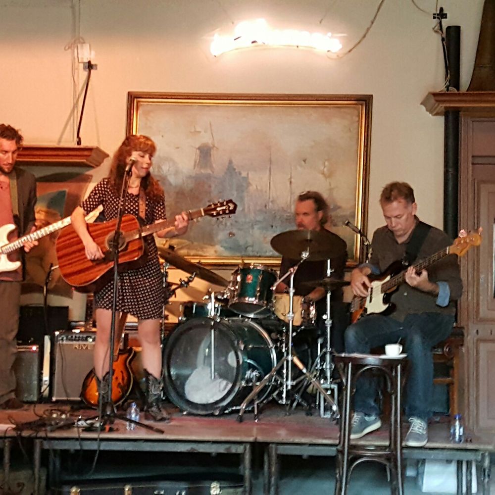De Harmonie - Amanda Pearcy - Hotels Near Me - Edam, New Hampshire