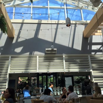 Summer House Santa Monica - American Near Me - Chicago, Illinois