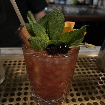 The Courtesy - Hurricane - Cocktail Bars Near Me - Winter Park, Florida The Courtesy - Hurricane - Cocktail Bars Near Me - Winter Park, Florida