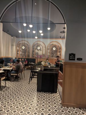 Momiji Redmond by null