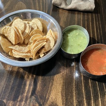 Hugo's Invitados - Generic chips and salsa - Seafood Near Me - Irving, Texas Hugo's Invitados - Generic chips and salsa - Seafood Near Me - Irving, Texas