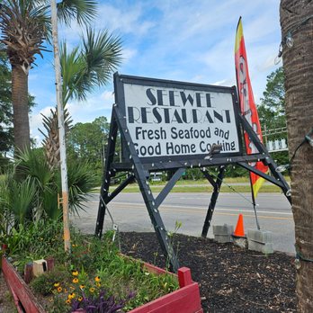 Seewee Restaurant - Seafood Near Me - Awendaw, South Carolina