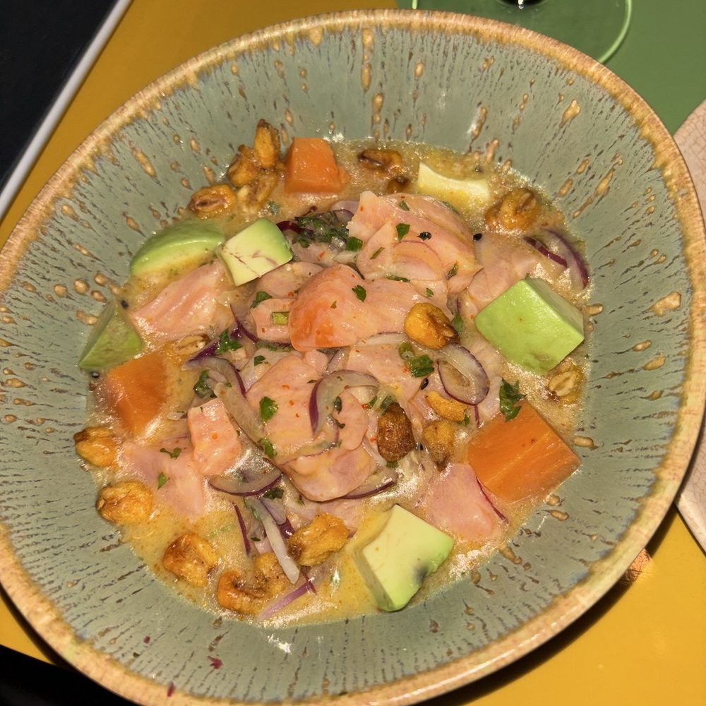 Ikibana - Salmon ceviche - Asian Fusion Near Me - Barcelona, B