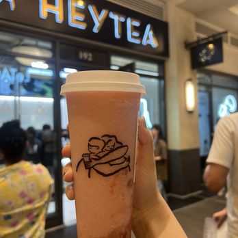 Heytea - strawberry boom - Bubble Tea Near Me - Bellevue, Washington Heytea - strawberry boom - Bubble Tea Near Me - Bellevue, Washington