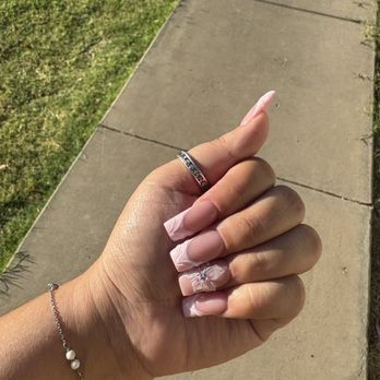 Highland Nail and Spa - Nail Salons Near Me - Glendale, Arizona Highland Nail and Spa - Nail Salons Near Me - Glendale, Arizona