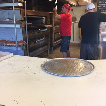Pontillo's Pizzeria - Pizza Near Me - Pittsford, New York
