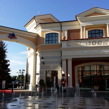 McArthurGlen Designer Outlet - Outlet Stores Near Me - Rome, RM