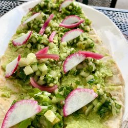Mae's West Chester - Avocado flat bread
