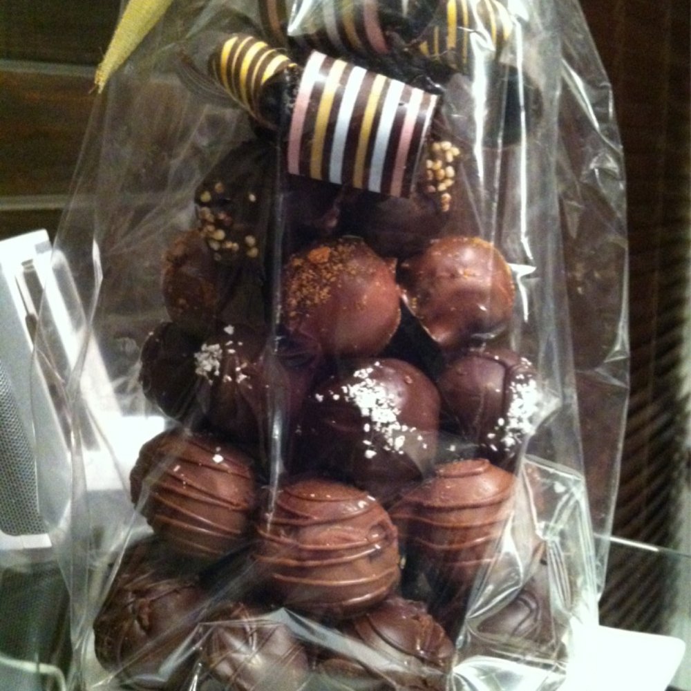 Cocoa Parlor - Chocolatiers & Shops Near Me - Laguna Niguel, California