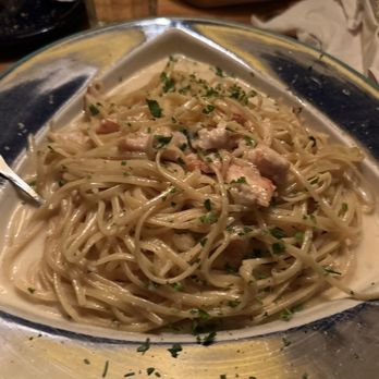 The Garlic - The Chicken Alfredo - Italian Near Me - Killington, Vermont The Garlic - The Chicken Alfredo - Italian Near Me - Killington, Vermont