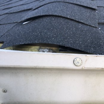 B & F Roofing - No drip edge and open boards. Seems like a good place sheeting to rot - Roofing Near Me - Shelbyville, Indiana