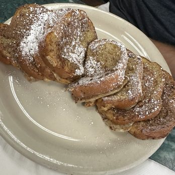 Clary's Cafe - Old Fashioned French Toast - Breakfast & Brunch Near Me - Savannah, Georgia Clary's Cafe - Old Fashioned French Toast - Breakfast & Brunch Near Me - Savannah, Georgia