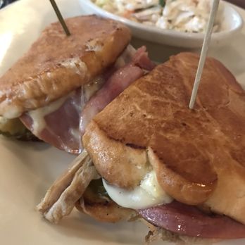 Juliet's Tavern - Cuban - Sports Bars Near Me - Joliet, Illinois