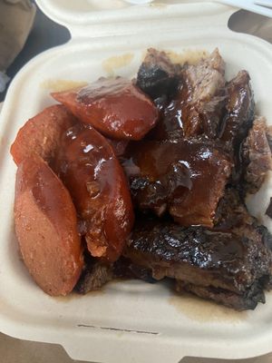 Hole In the Wall BBQ by null