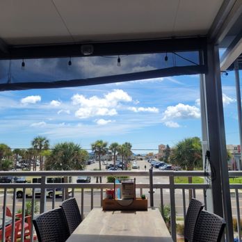 Crabby's Beachside - Seafood Near Me - St Augustine, Florida