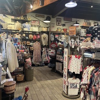 Cracker Barrel - Store - Southern Near Me - Victorville, California Cracker Barrel - Store - Southern Near Me - Victorville, California