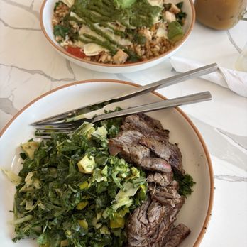 Slate Cafe - Pesto Chicken Bowl and Slate Chopped (GF) with steak and vanilla honey iced cold brew - Cafes Near Me - Cos Cob, Connecticut