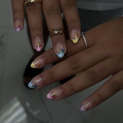 Queen Nails & Spa