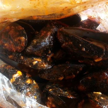 Crackin Crawfish - Mussels - Cajun/Creole Near Me - Charlotte, North Carolina