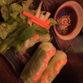 District 1 HCMC - Rice paper rolls freshly wrapped dipped in special hoi sin peanut sauce! Yummy! - Vietnamese Near Me - Macquarie Park, NSW