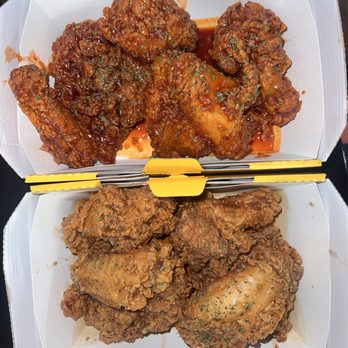 Friday's Chicken - Yangyum Chicken and Soy Garlic Chicken - Chicken Wings Near Me - Kent, Washington Friday's Chicken - Yangyum Chicken and Soy Garlic Chicken - Chicken Wings Near Me - Kent, Washington