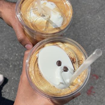 Re Coffee - Einspanner latte and peanut foam - Desserts Near Me - Northridge, California
