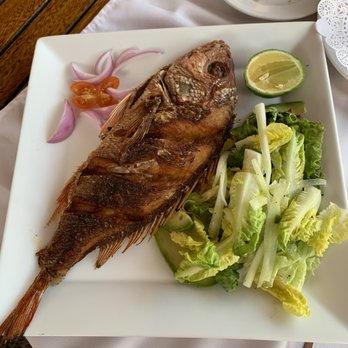 Bistro del Mar - Huachinango Frito Entero - Seafood Near Me - Zihuatanejo, GRO Bistro del Mar - Huachinango Frito Entero - Seafood Near Me - Zihuatanejo, GRO