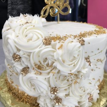 Sweet Themes Bakery - Anniversary cake - Bakeries Near Me - Kent, Washington Sweet Themes Bakery - Anniversary cake - Bakeries Near Me - Kent, Washington