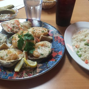 Grassy Sprain Diner - Broiled seafood platter - Diners Near Me - Yonkers, New York