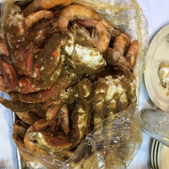 Abby's Crab Shack - Dungeness Crab Shrimp Basket - Cajun/Creole Near Me - Cedar Park, Texas