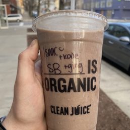 The "So Basic One" with added kale and ginger.