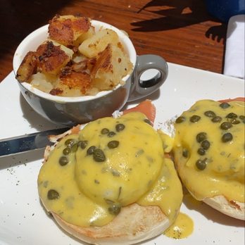Cups Cafe - lox benedict - Breakfast & Brunch Near Me - Palm Desert, California