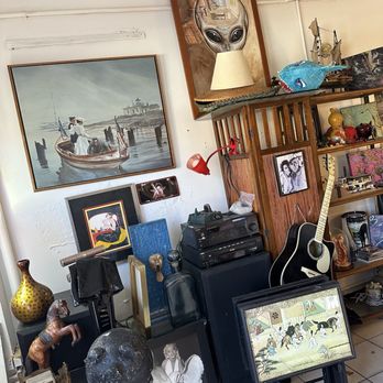 Curios By Byron - Antiques Near Me - Sarasota, Florida Curios By Byron - Antiques Near Me - Sarasota, Florida