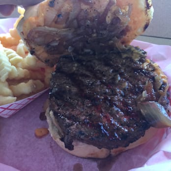 Paradise Pup - Merkt's cheddar burger with grilled onions - Fast Food Near Me - Des Plaines, Illinois Paradise Pup - Merkt's cheddar burger with grilled onions - Fast Food Near Me - Des Plaines, Illinois