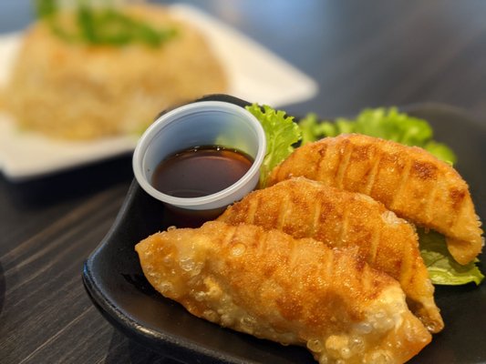 Kura Revolving Sushi Bar by null