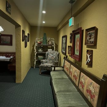 Glendora Continental - The hallway separating the sides - Lounges Near Me - Glendora, California Glendora Continental - The hallway separating the sides - Lounges Near Me - Glendora, California