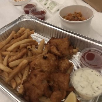 Jetty Bar & Grille - Fish and chips and salmon chowder - Seafood Near Me - Everett, Washington