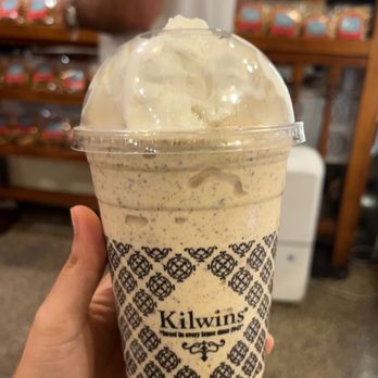 Kilwins Ice Cream - Chocolate - Fudge - cake batter milkshake - Chocolatiers & Shops Near Me - Delray Beach, Florida Kilwins Ice Cream - Chocolate - Fudge - cake batter milkshake - Chocolatiers & Shops Near Me - Delray Beach, Florida