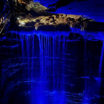 Silver Dollar City - Waterfall in the cave! - Amusement Parks Near Me - Branson, Missouri Silver Dollar City - Waterfall in the cave! - Amusement Parks Near Me - Branson, Missouri